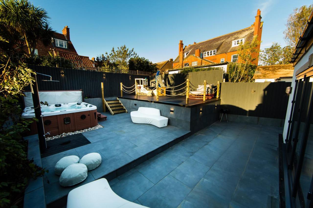 Rounton Villa By Maison Parfaite - Hot Tub - Sea Views - Parking Robin Hood's Bay Exterior photo